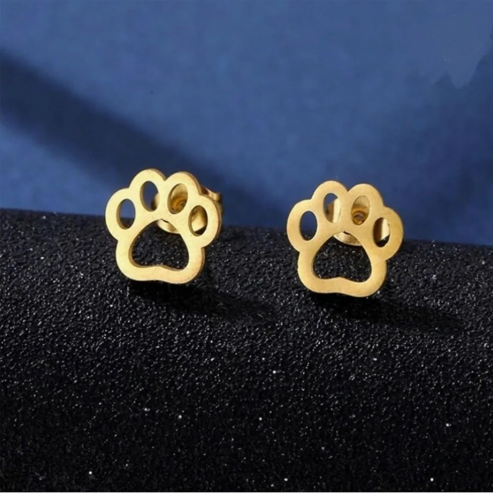 Paw Print Cut Out Stainless Steel Fashion Stud Earrings, GOLD